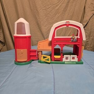 Little Peoples Barn W/Detachable Silo Works As Should No Battery Cover Or People